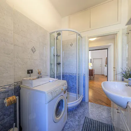Apartment Casa Valentina Vista Mare, Relax E Comfort *
